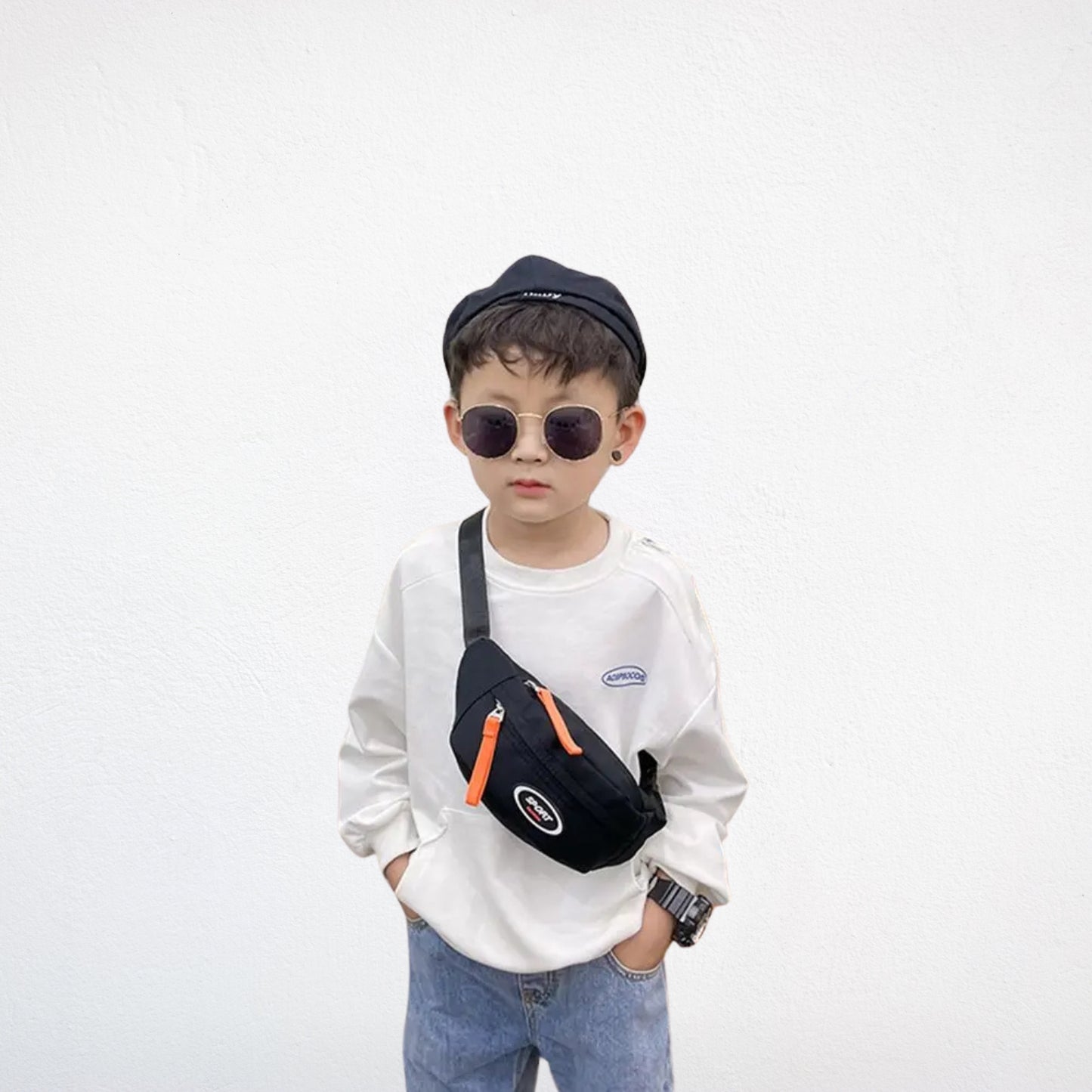 Sac Banane Enfant Garçon noir porté