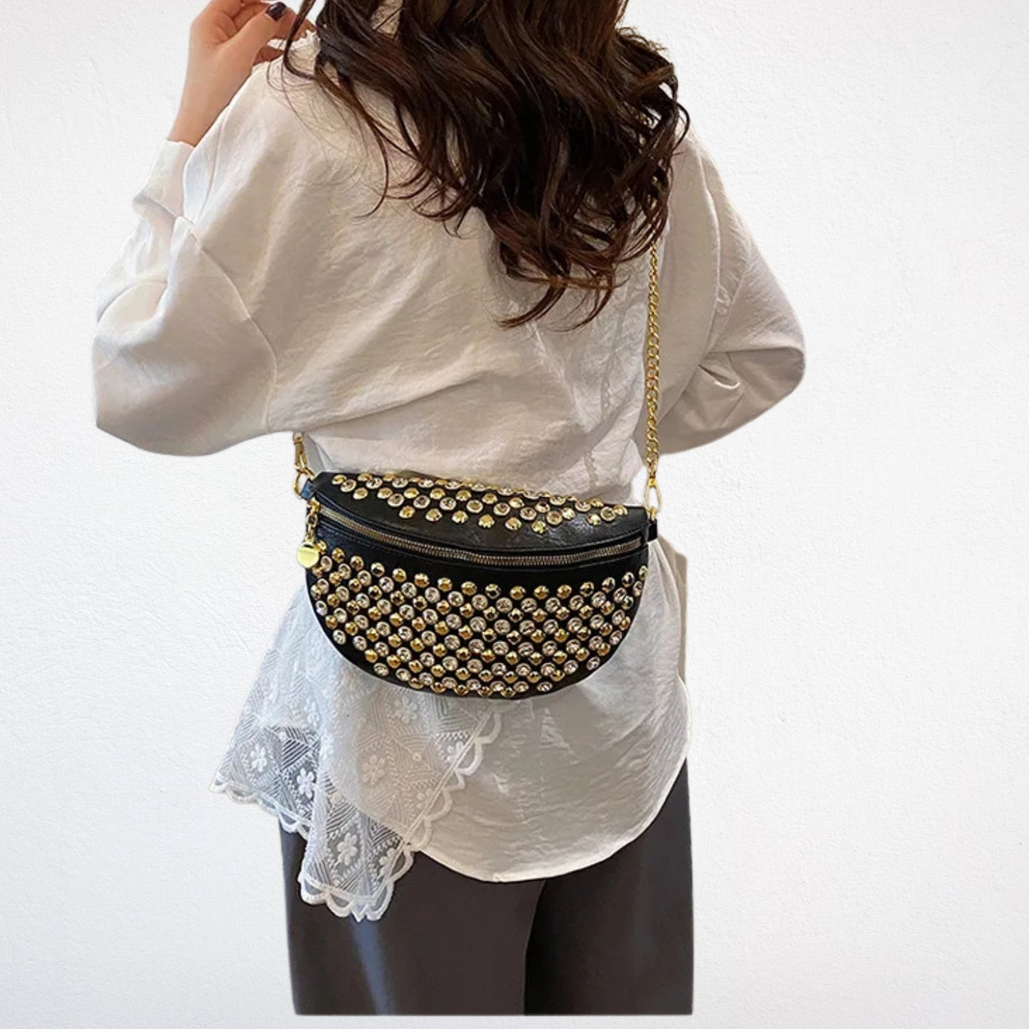 sac banane femme or porté