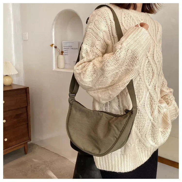 Sac à Main Crossbody vert porté