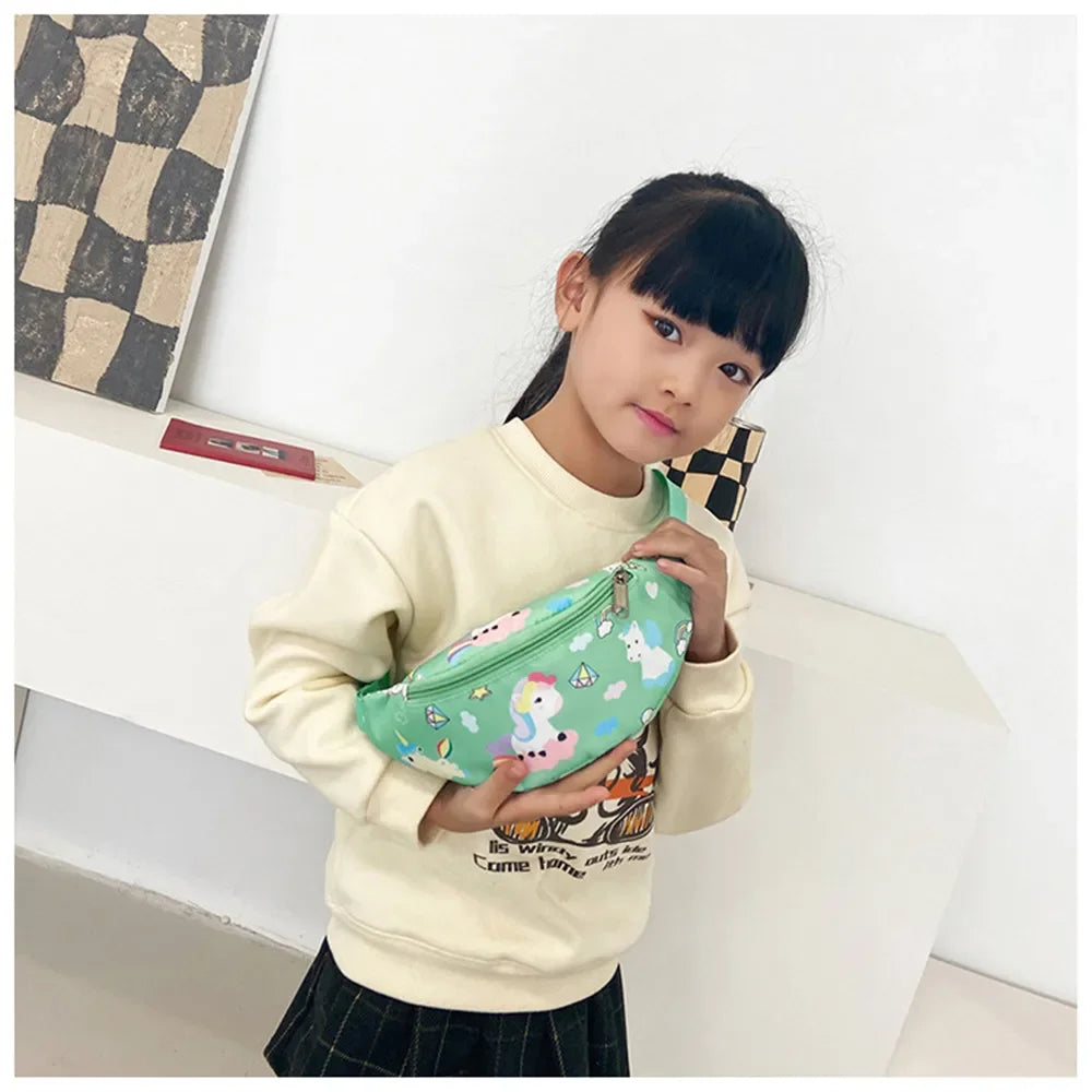 Sac à Main Licorne Enfant vert porté bandoulière
