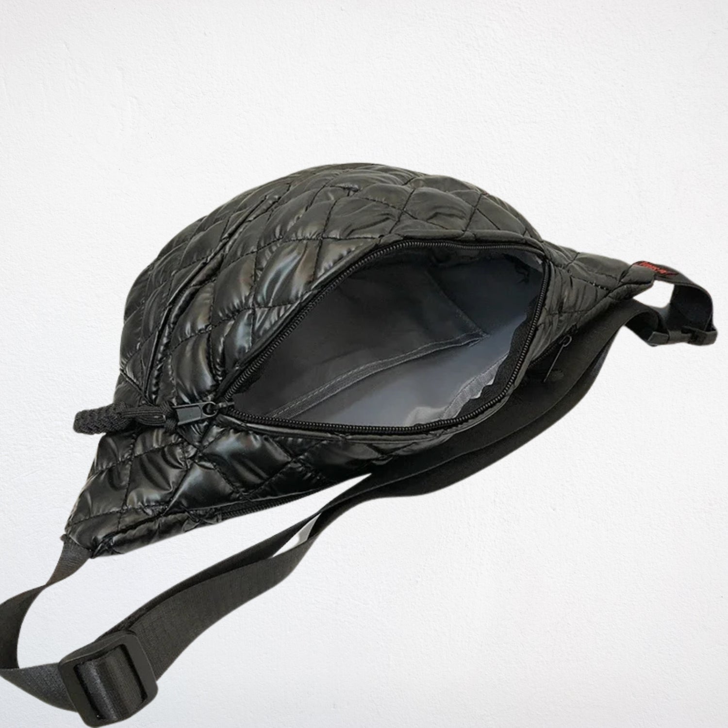 sac banane doudoune noir ouvert