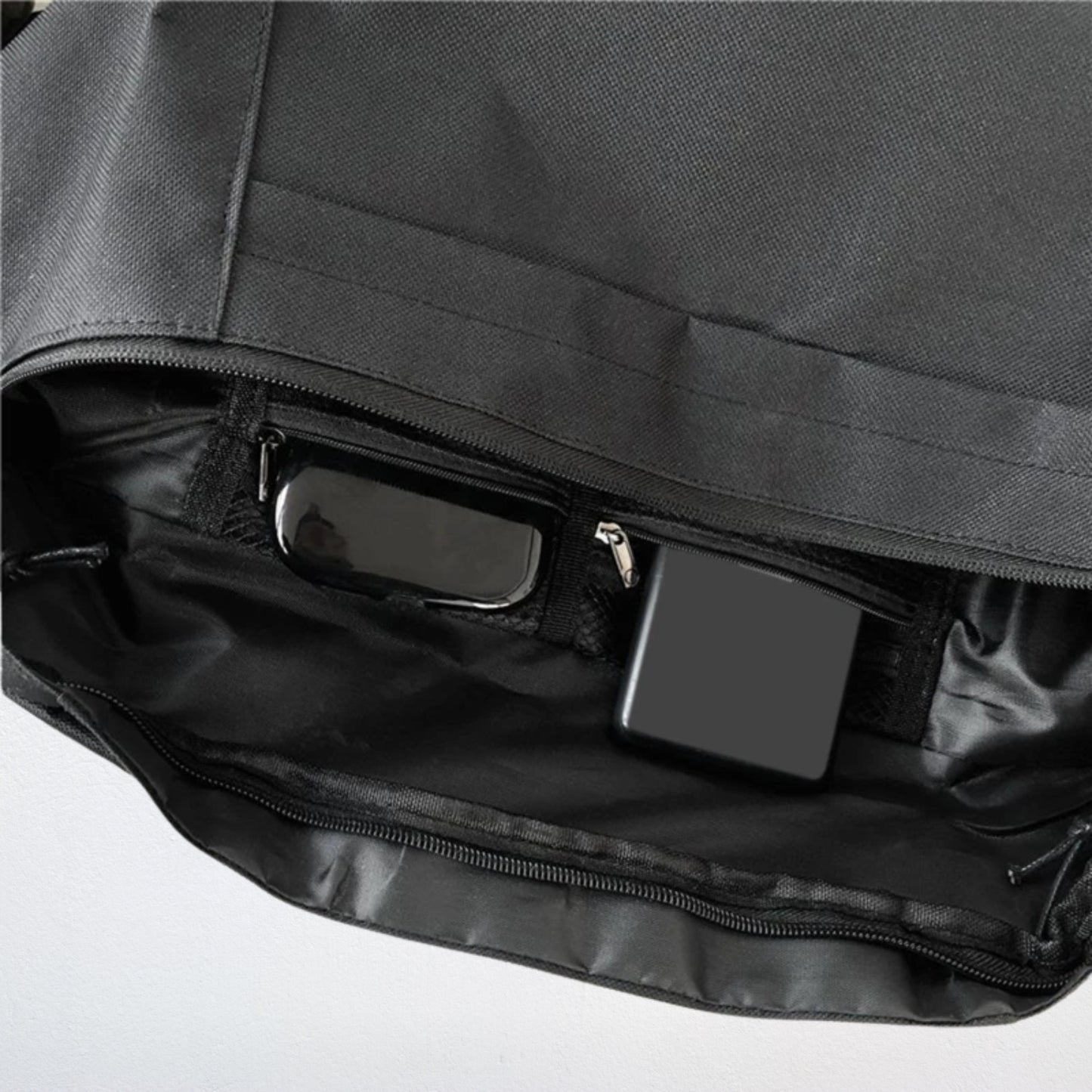 Grand Sac Banane Homme ouvert poches intérieur