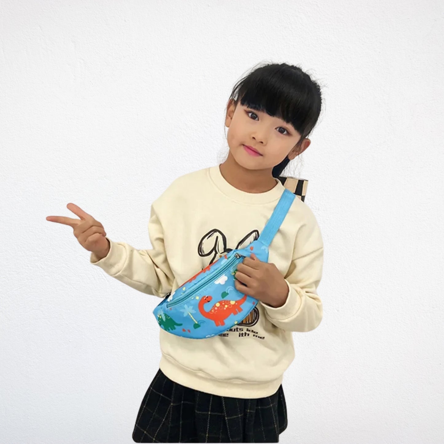 Sac à Dos Enfant Dinosaure bleu ciel porté