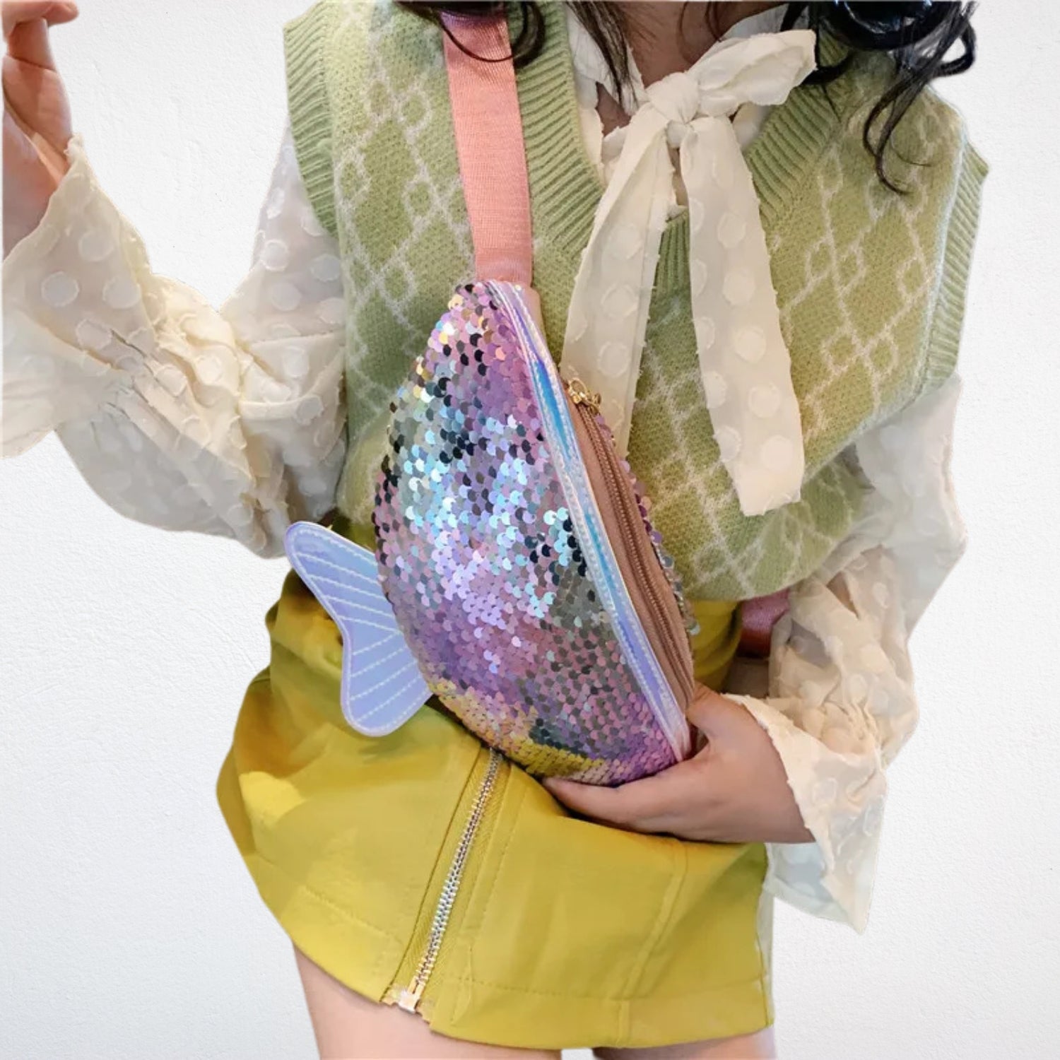 Sac Banane Enfant Fille rose porté